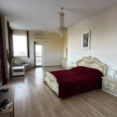 Hotel Quartz Briz
